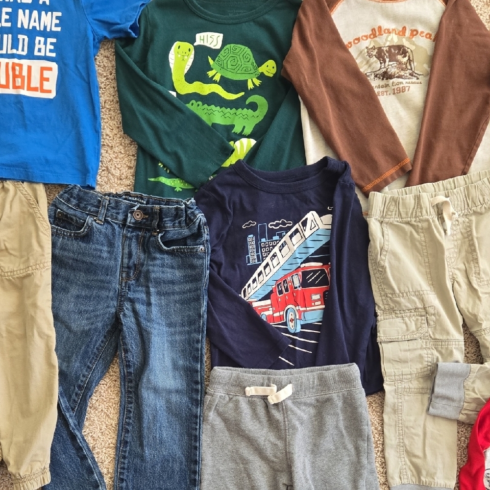 The Children's Place Blue Graphic Tee - Picture 6 of 15